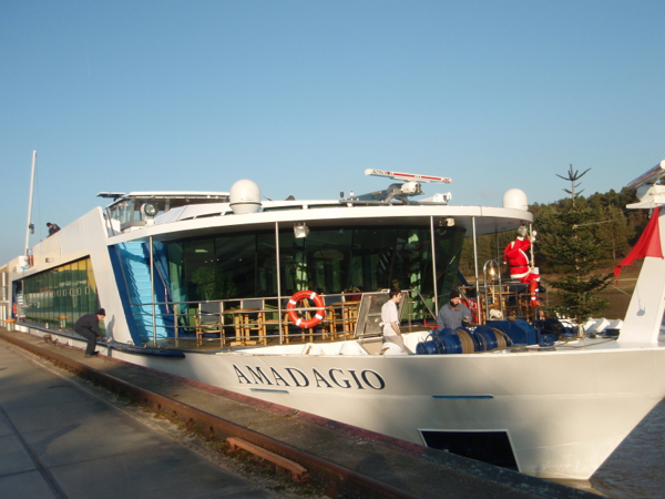 MS Amadagio, APT Christmas markets cruise on the Danube