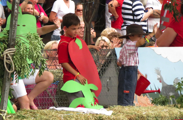 Farmer Float