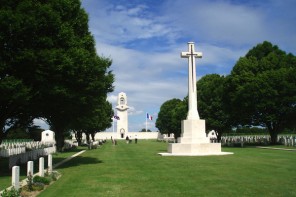 Villers-Bretonneux Cemetery