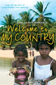 www.foodwinetravel.com.au Laklak Burarrwanga is an Aboriginal elder in Arnhem Land, Northern Territory. Bawaka Country sustains a proud and successful Indigenous community. Welcome To My Country (Allen & Unwin) tells the story of the Yolngu people.