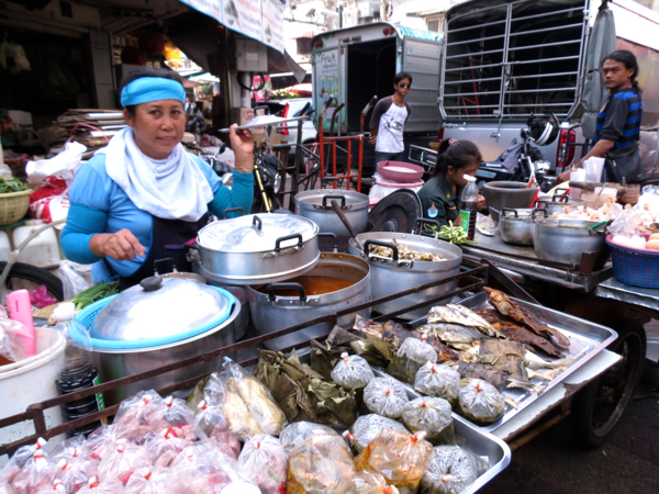 www.foodwinetravel.com.au Bangkok; Chinatown; Sam Pheng Market; Charoenkrung Road; Yaowarat Road; shopping in Bangkok; food in Bangkok; markets; markets in Thailand.