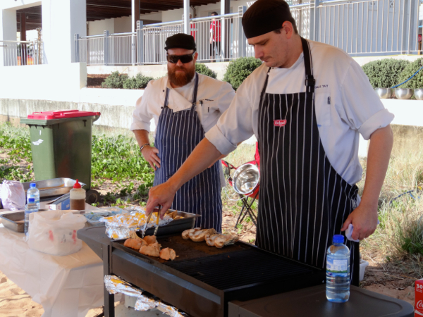 www.foodwinetravel.com.au, Bugs on the Bech, Rotary Club of Redcliffe, G20, Redcliffe peninsula, 