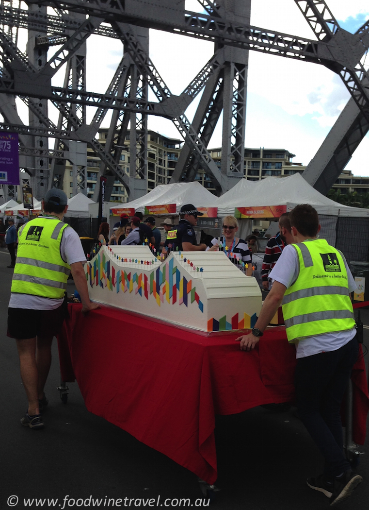 www.foodwinetravel.com.au, Story Bridge, 75th birthday, Eat Street Markets, Story Bridge closed to traffic.