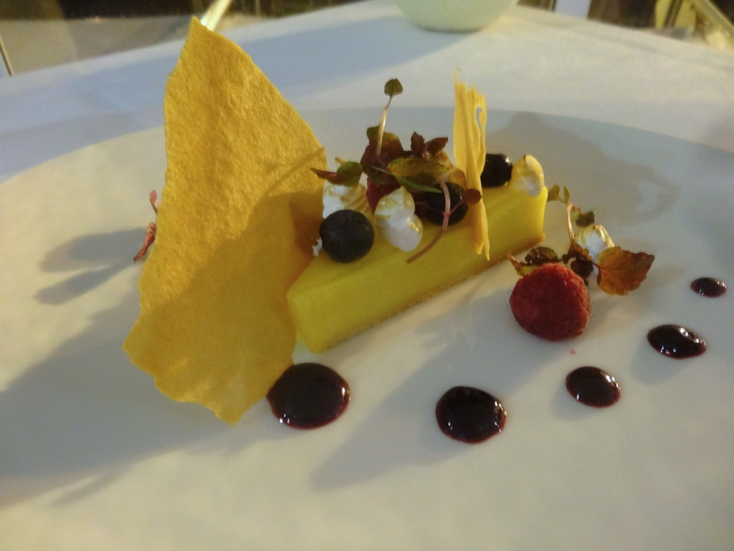 Lemon Curd Tart, Tides Restaurant, Caloundra.