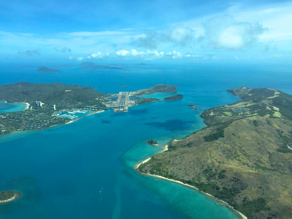 Scenic flight over the Whitsundays with GSL Aviation