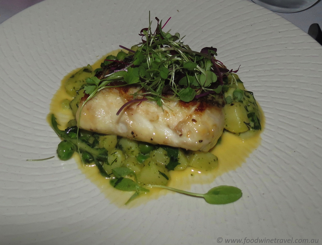 luna-park-ferris-wheel-main-course-snapper