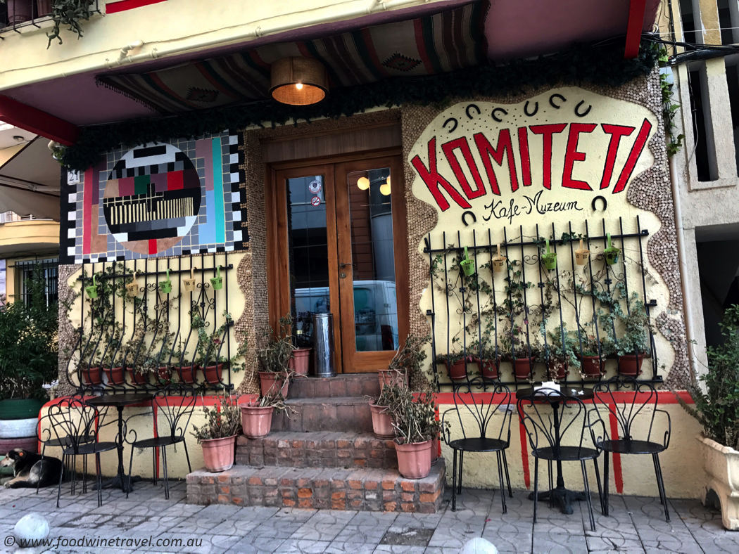 Komiteti Cafe Museum Tirana Albania