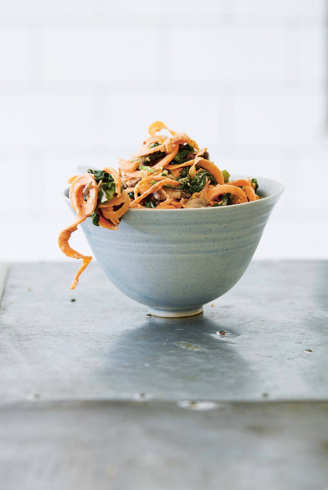 Deliciously Ella With Friends SWEET POTATO NOODLES WITH A CREAMY PEANUT SATAY SAUCE