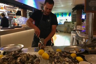 Noosa Food and WIine Festival Oysters Shucking Cafe Le Monde