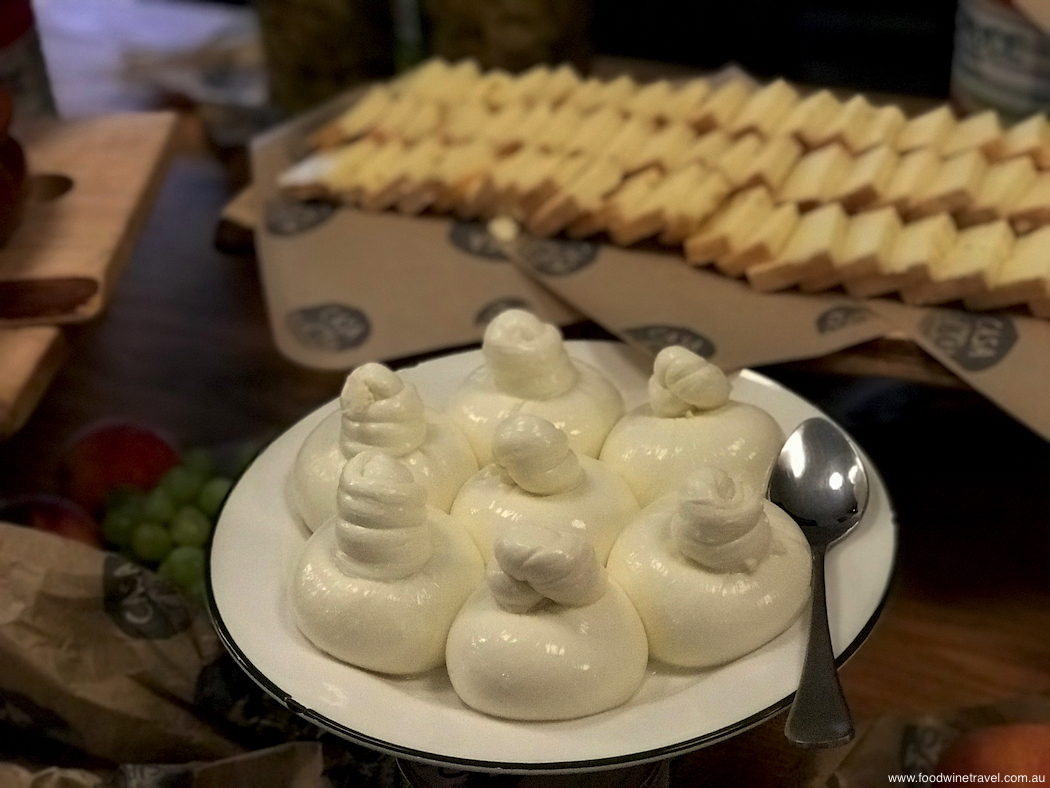 Casa Cibo Mozzarella