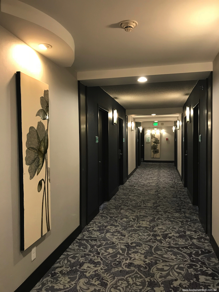 Crowne Plaza Seattle Airport Hallway