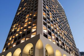 The Murray Hotel Hong Kong Facade Evening