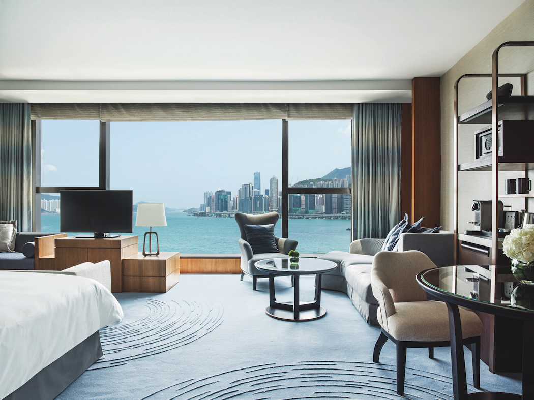 The Kerry Hotel Hong Kong Club Premier Seaview Room