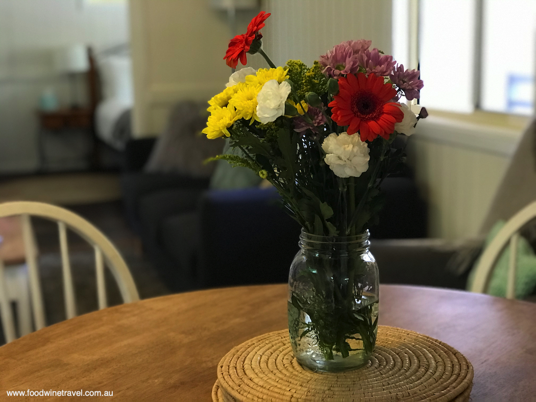 Granite Belt Mulberry Cottage Stanthorpe Flowers on Table