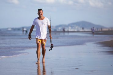 Matt Sinclair shows off the beautiful Sunshine Coast in his live-streamed class. Photo © Eyes Wide Open Images/Barry Alsop supplied by Tourism and Events Queensland.