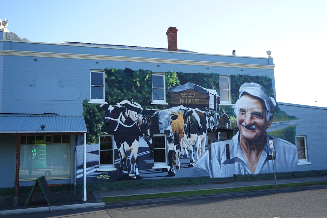 Federal Coffee Palace, 305 Commercial Rd, Yarram.