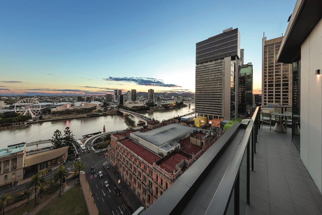 Adina Apartment Hotel Brisbane has superb views over the Brisbane River towards Southbank.