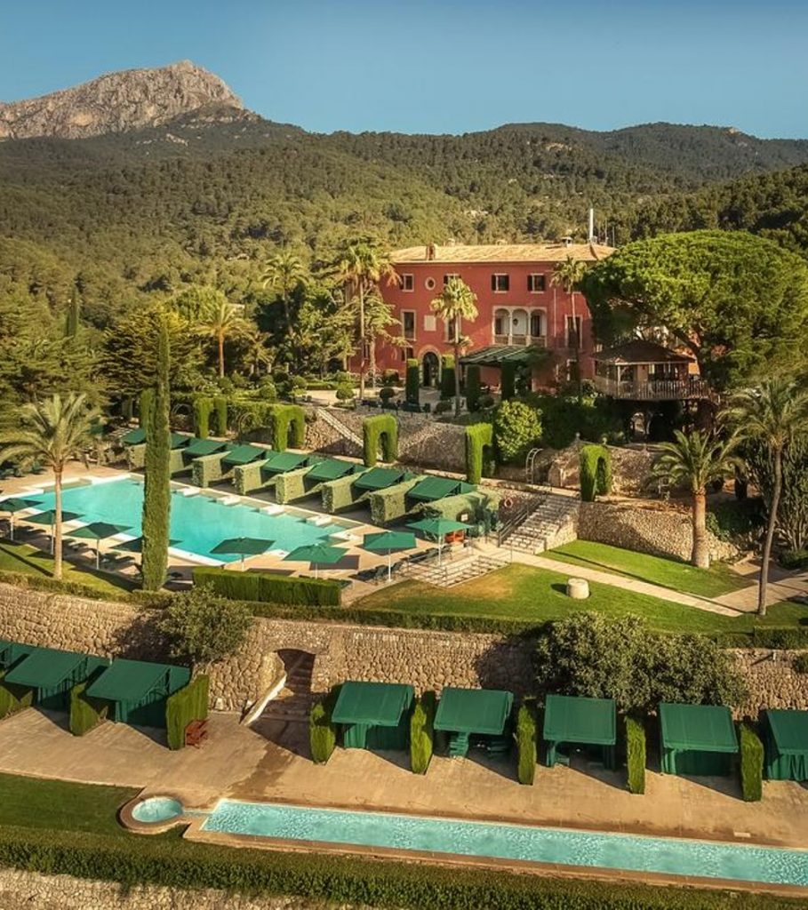 Gran Hotel Son Net preserves all the authenticity of a genuine Majorcan villa. 