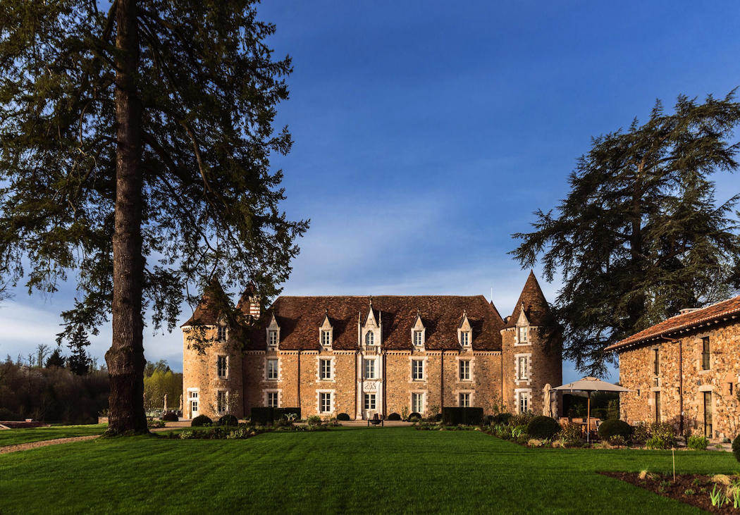 Domaine des Etangs, an 11th century château, has a Michelin-star restaurant.