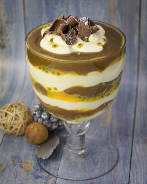 Make this incredible Christmas Trifle in just 15 minutes.