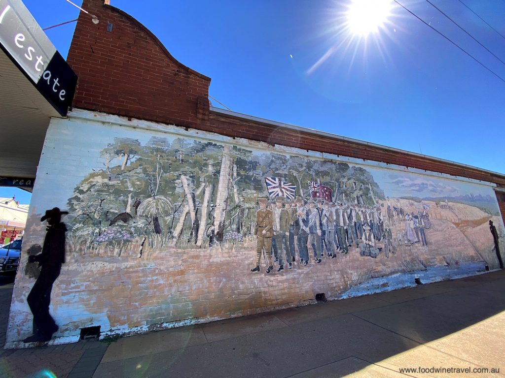 Mural in Gilgandra commemorating the 1915 Cooee March, which started in this NSW town.