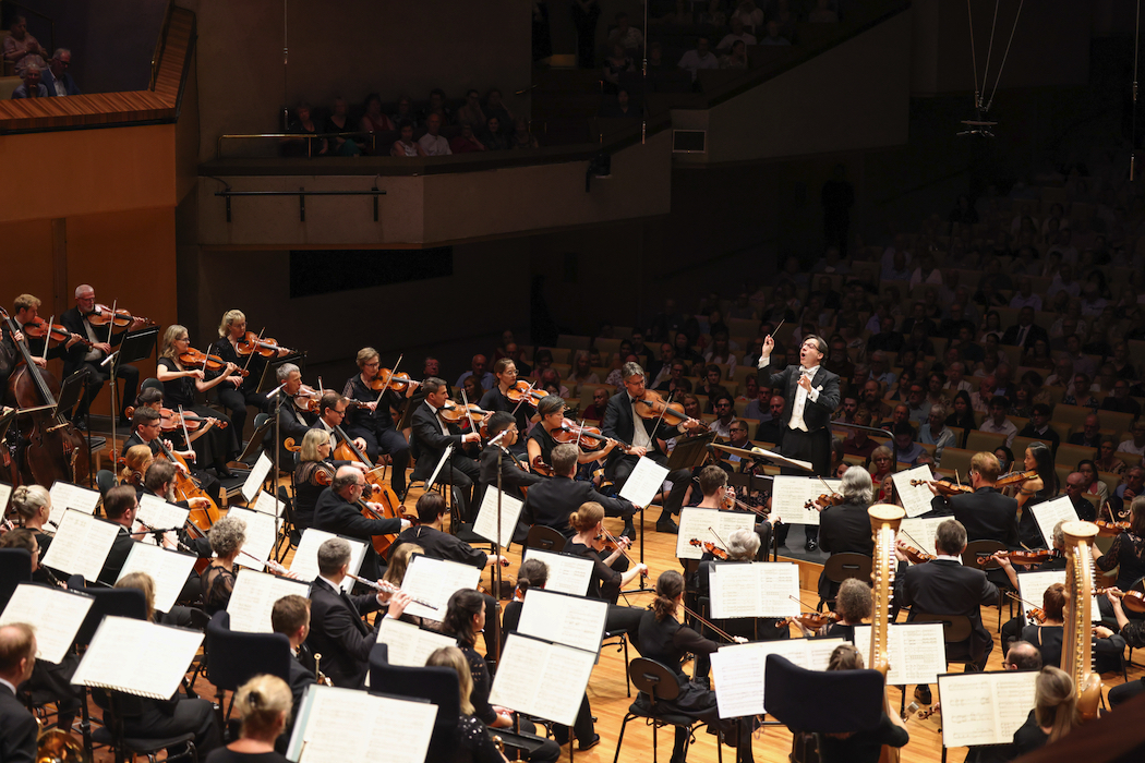 Umberto Clerici conducting the Queensland Symphony Orchestra in its Season Closing Gala.