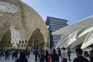 Al Wasl Plaza (left) and the United Arab Emirates Pavilion.