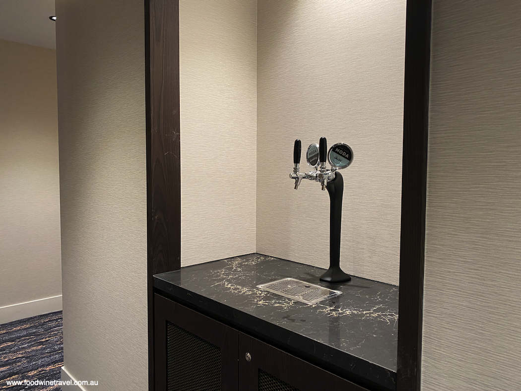 A Moda water fountain on every floor provides complimentary still and sparkling water.