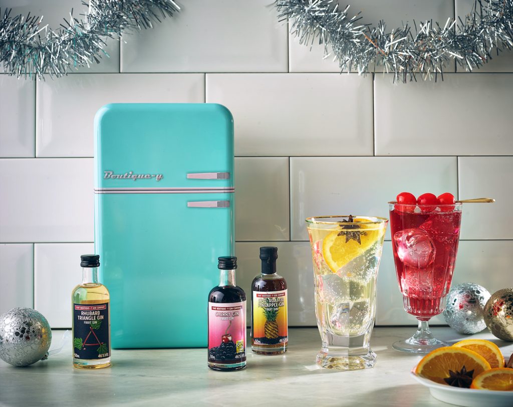 Retro fridge gin set