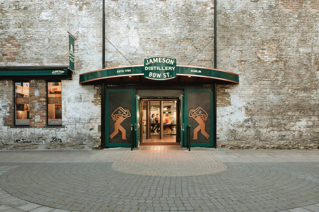 Best Irish Whiskey Distilleries, Jameson Distillery Bow Street Dublin City.