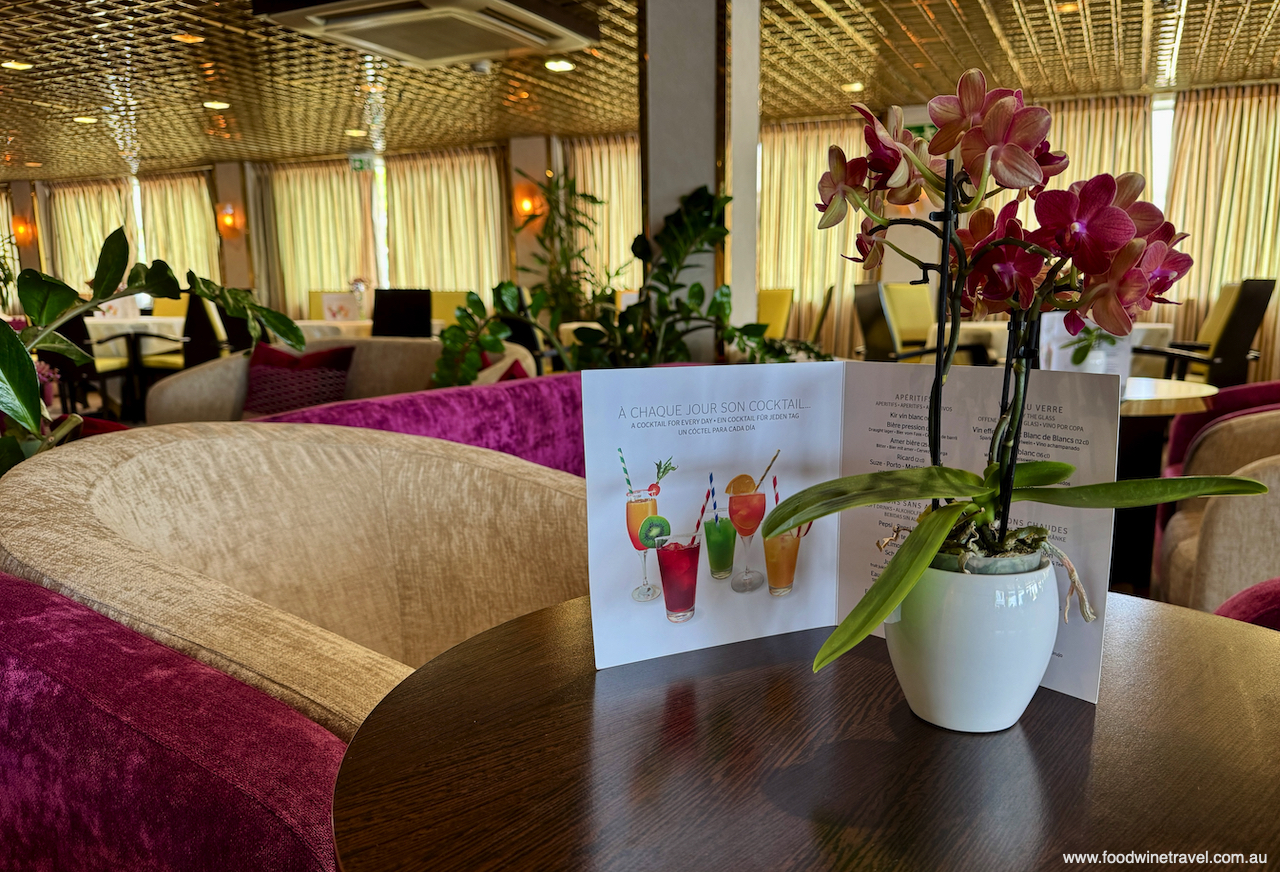 Danube River cruise Lounge and cocktails on MS Vivaldi