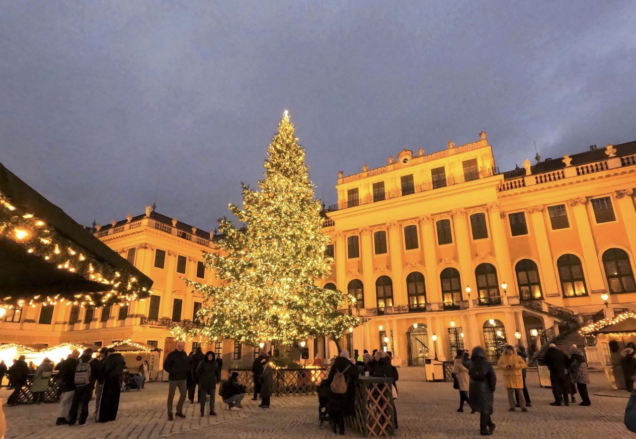 Schonbrunn Palace: one of the excursions on Golden Eagle’s Christmas Markets of Central Europe itinerary.
