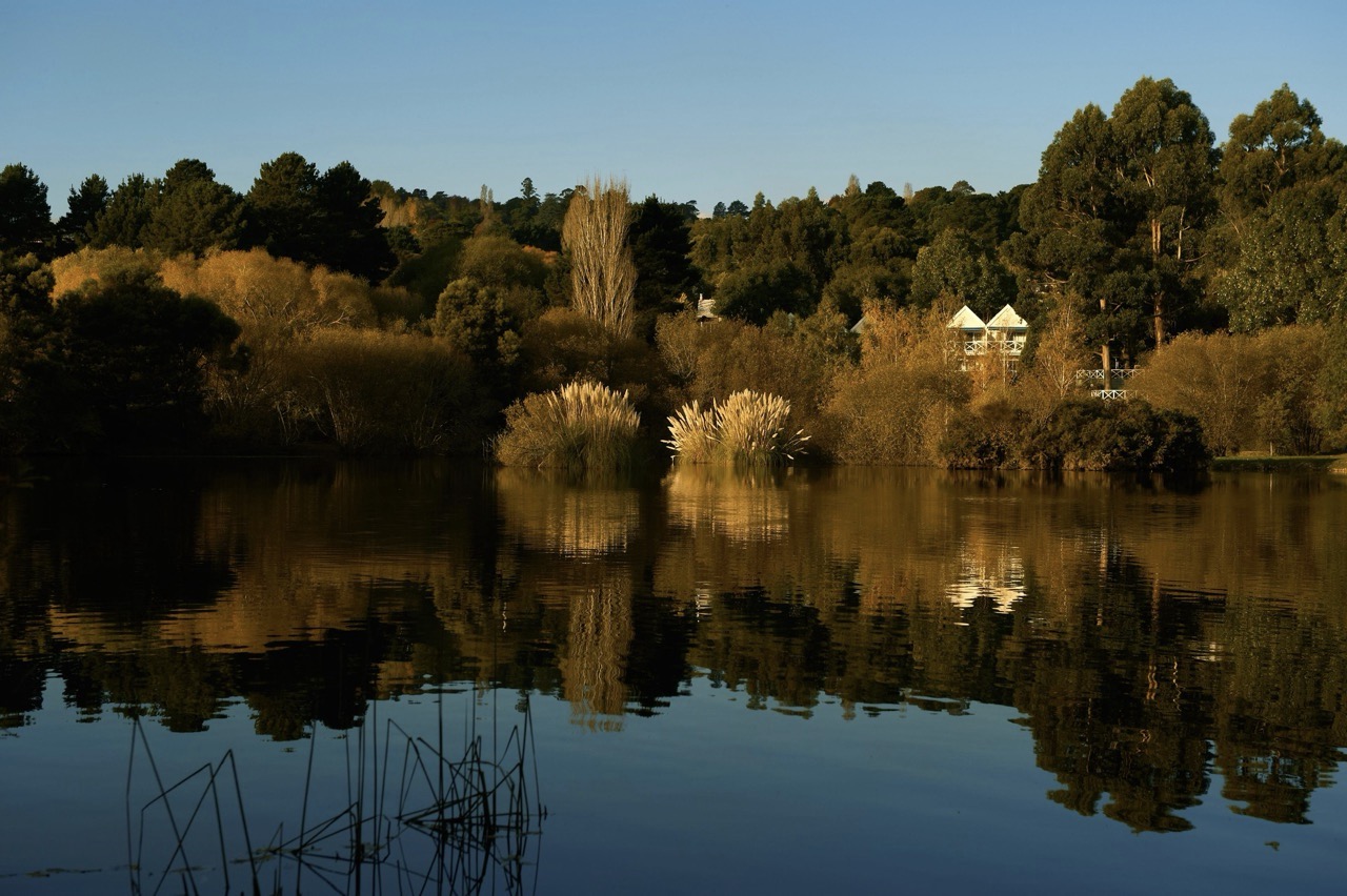 The Lake House is surrounded by country gardens in Daylesford, Victoria.