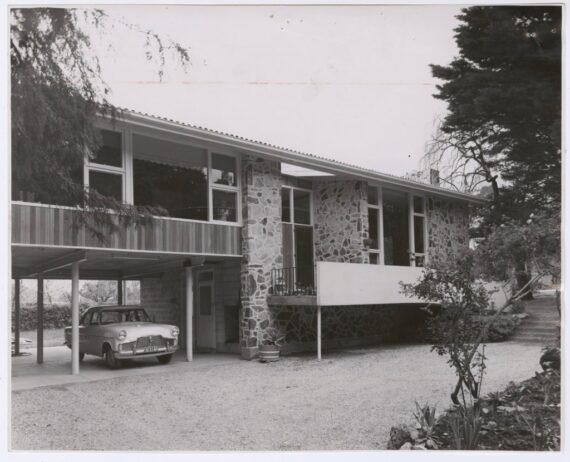 Adelaide Modernism 101 Houses by Tim Reeves