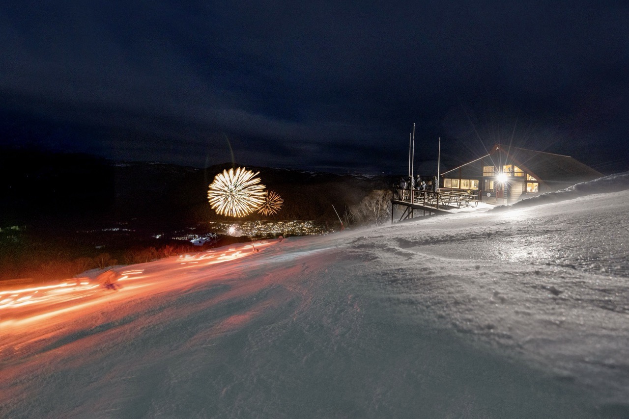 Kareela Supper Club Flare Run and Fireworks, a memorable way to experience the Snowy Mountains.