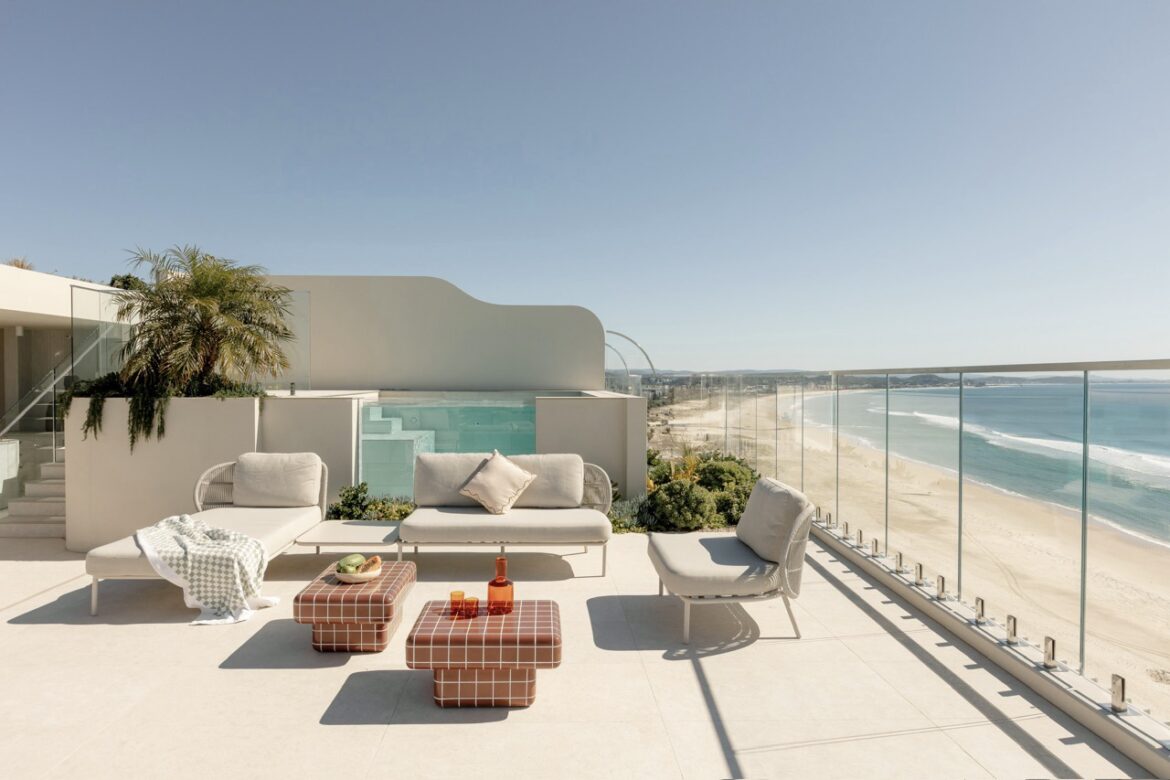 Supplied Rise Pool Terrace_@Aaron-Chapman